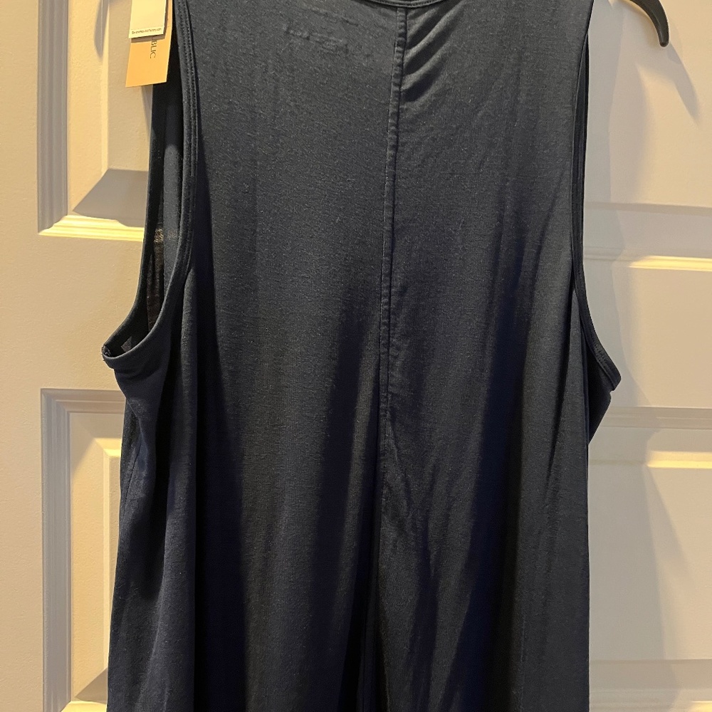 NWT Banana Republic Navy Tank Top - Picture 3 of 3